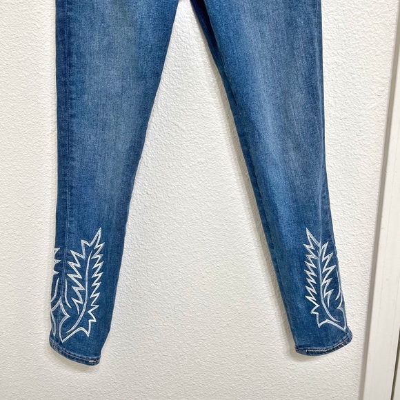 Levi’s 721 High Rise Skinny Jeans 26 Western Stitch Ankle Detail - Picture 6 of 9